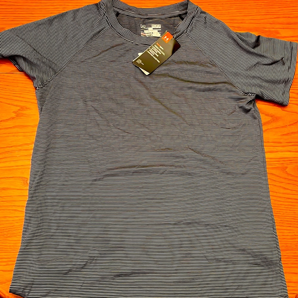 Under armour / adidas t shirts (2) med